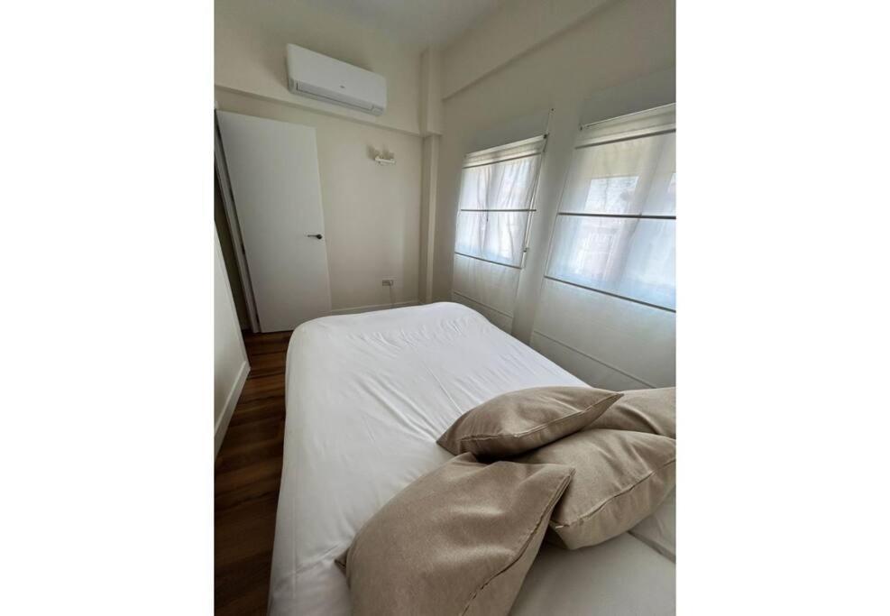 Downtown Apt 1Hab Para 4Pax En La Plaza De Chueca Madrid Bagian luar foto